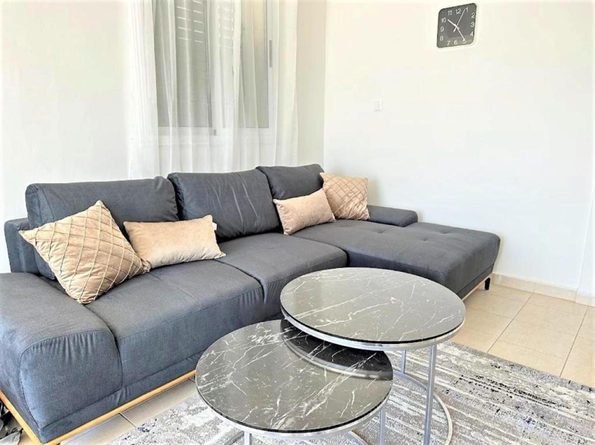 H&O Alina Sunset Apartment Paphos Buitenkant foto