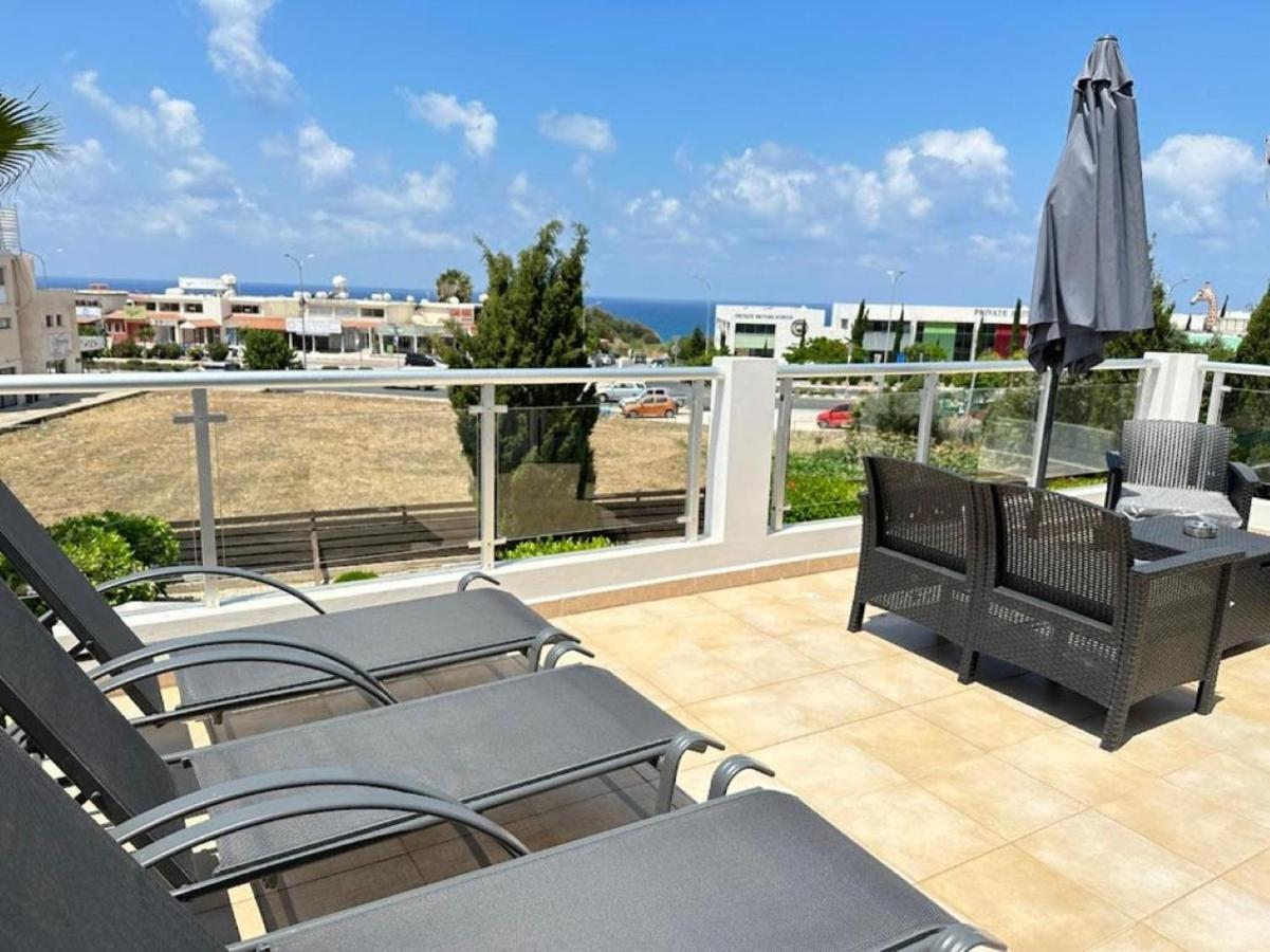 H&O Alina Sunset Apartment Paphos Buitenkant foto