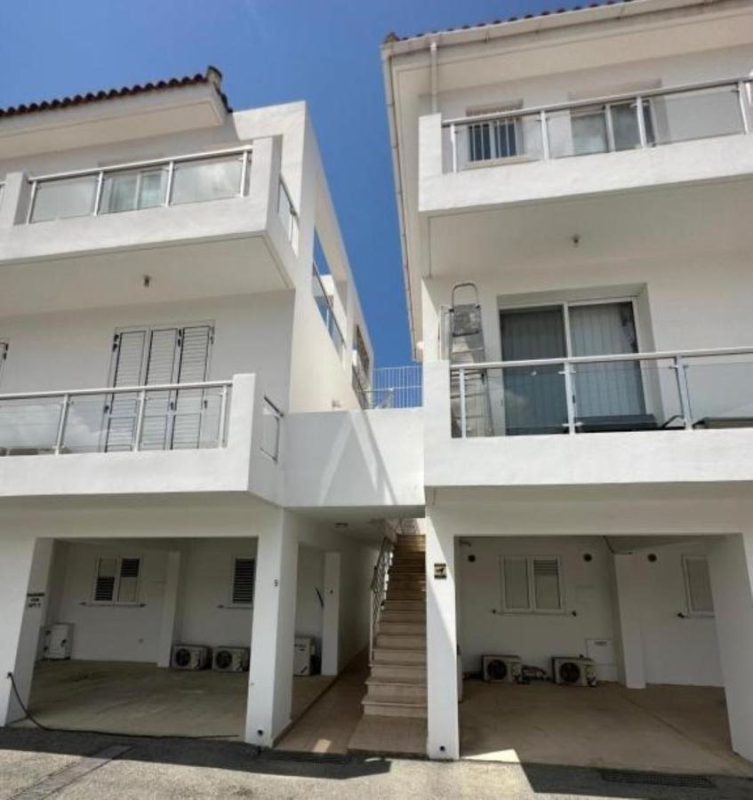 H&O Alina Sunset Apartment Paphos Buitenkant foto